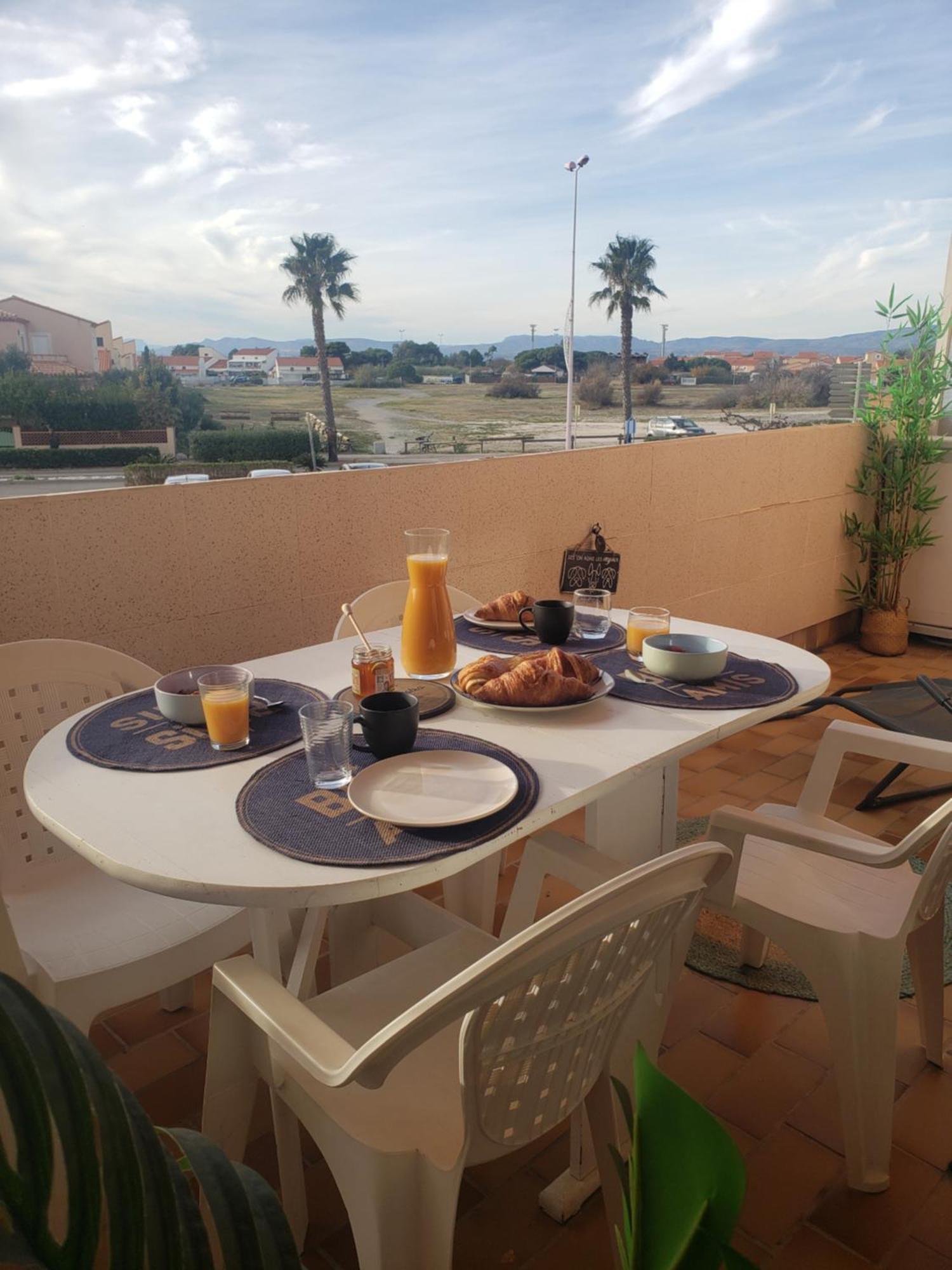 Studio 200M De La Plage Le Barcarès Extérieur photo